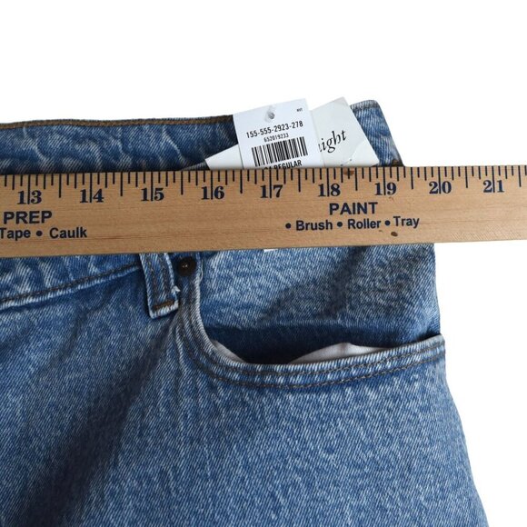 Abercrombie& Fitch AF Ultra High Rise 90s Straight Jean Size 18 / 34 R - Picture 4 of 9